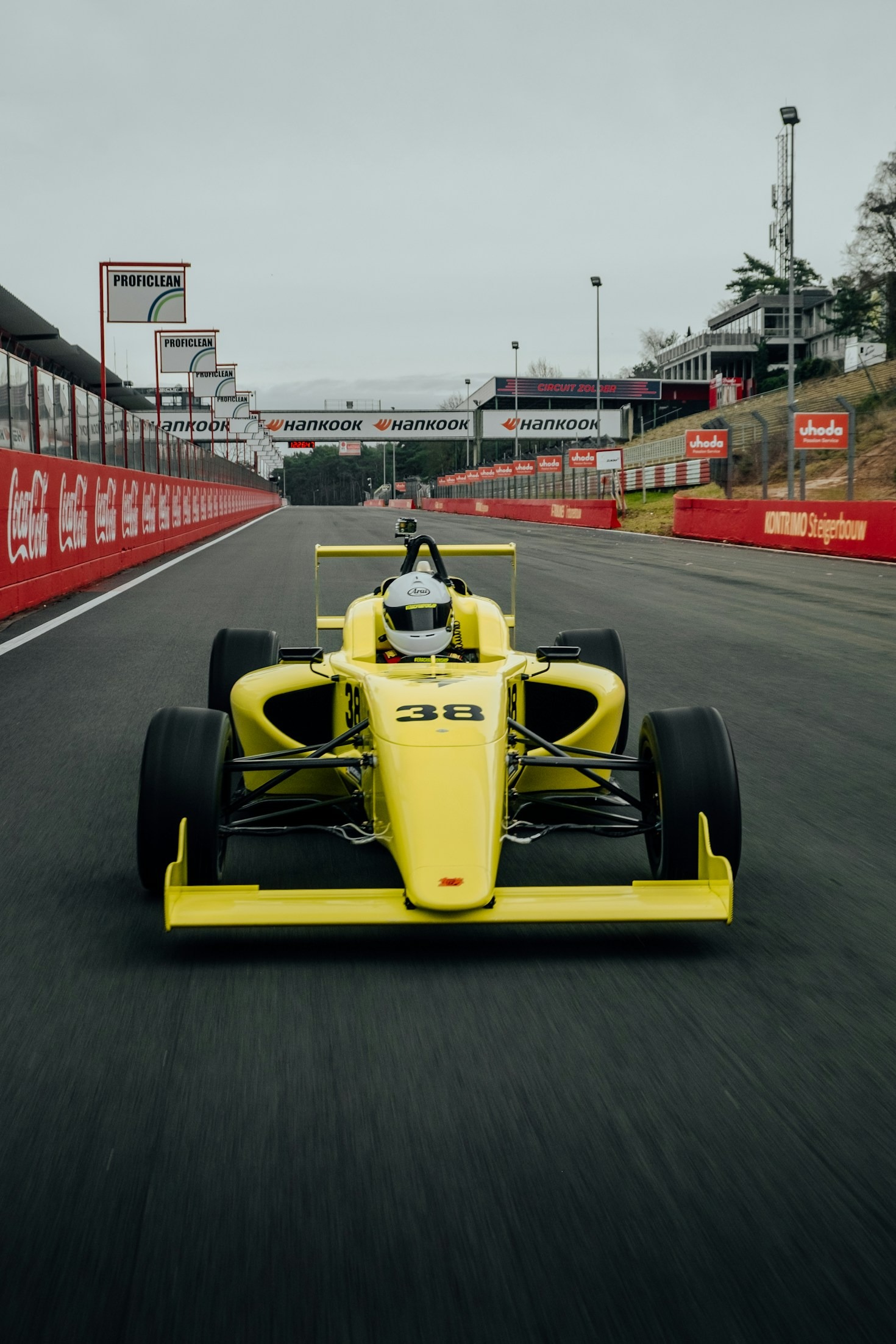 How Mental Coaching Transforms Race Drivers